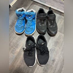 Boys Nike shoe bundle
